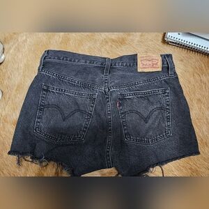 Levi's 501 shorts size W28, Black high rise